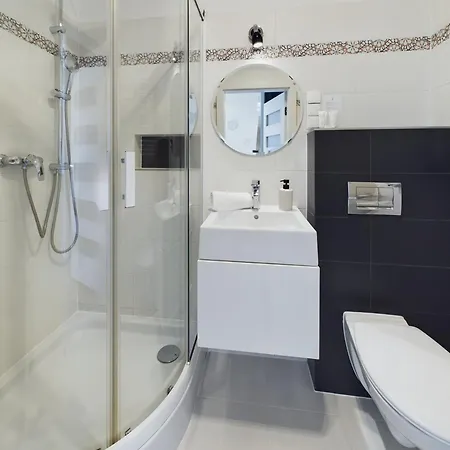 Malczewskiego Elegancki Parking & Balkon By Renters Apartment